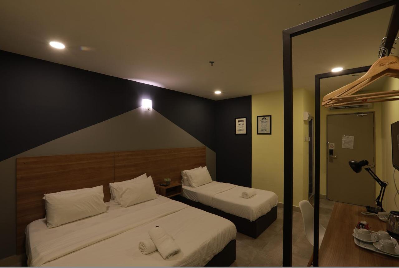 T-Hotel Mont Kiara كوالالمبور المظهر الخارجي الصورة