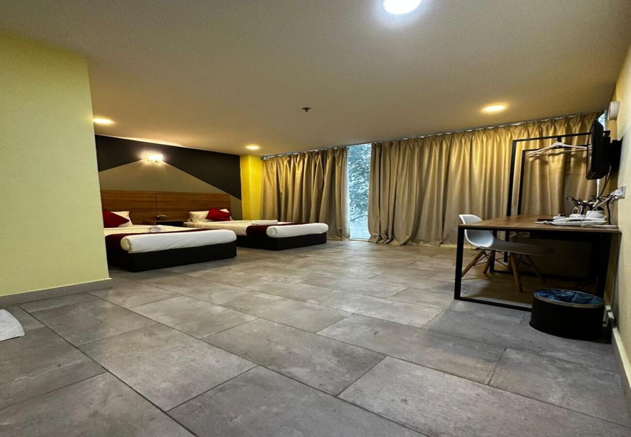 T-Hotel Mont Kiara كوالالمبور المظهر الخارجي الصورة